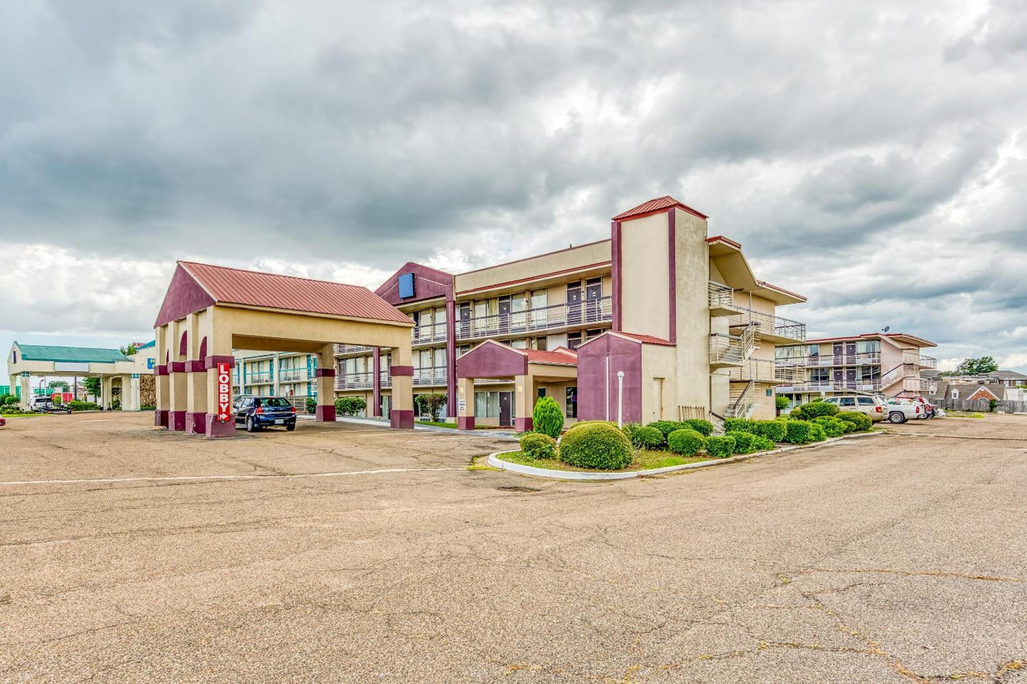 Oyo Hotel Jackson North I-55 Ngoại thất bức ảnh